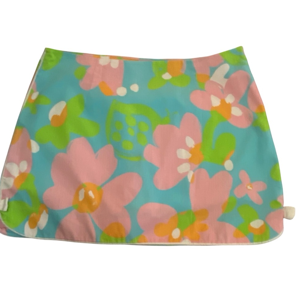 Lilly Pulitzer Cosette Skort in Size 6. Excellent Condition. Seller’s closet.
